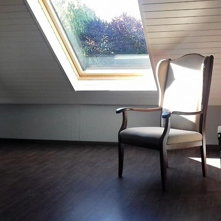 Ferienwohnung-Ostseestrand-In-Stein-Bei-Laboe Exterior photo